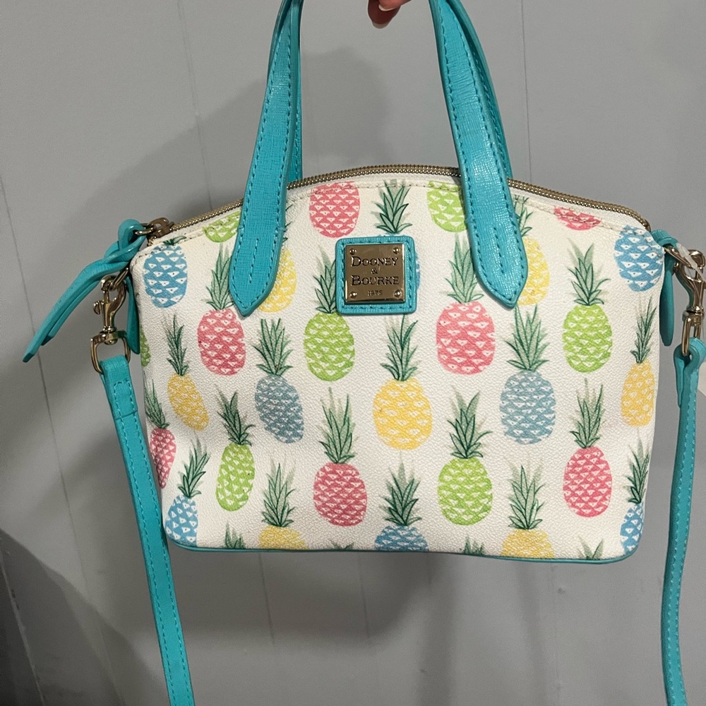 Tiki Bitsy Bag